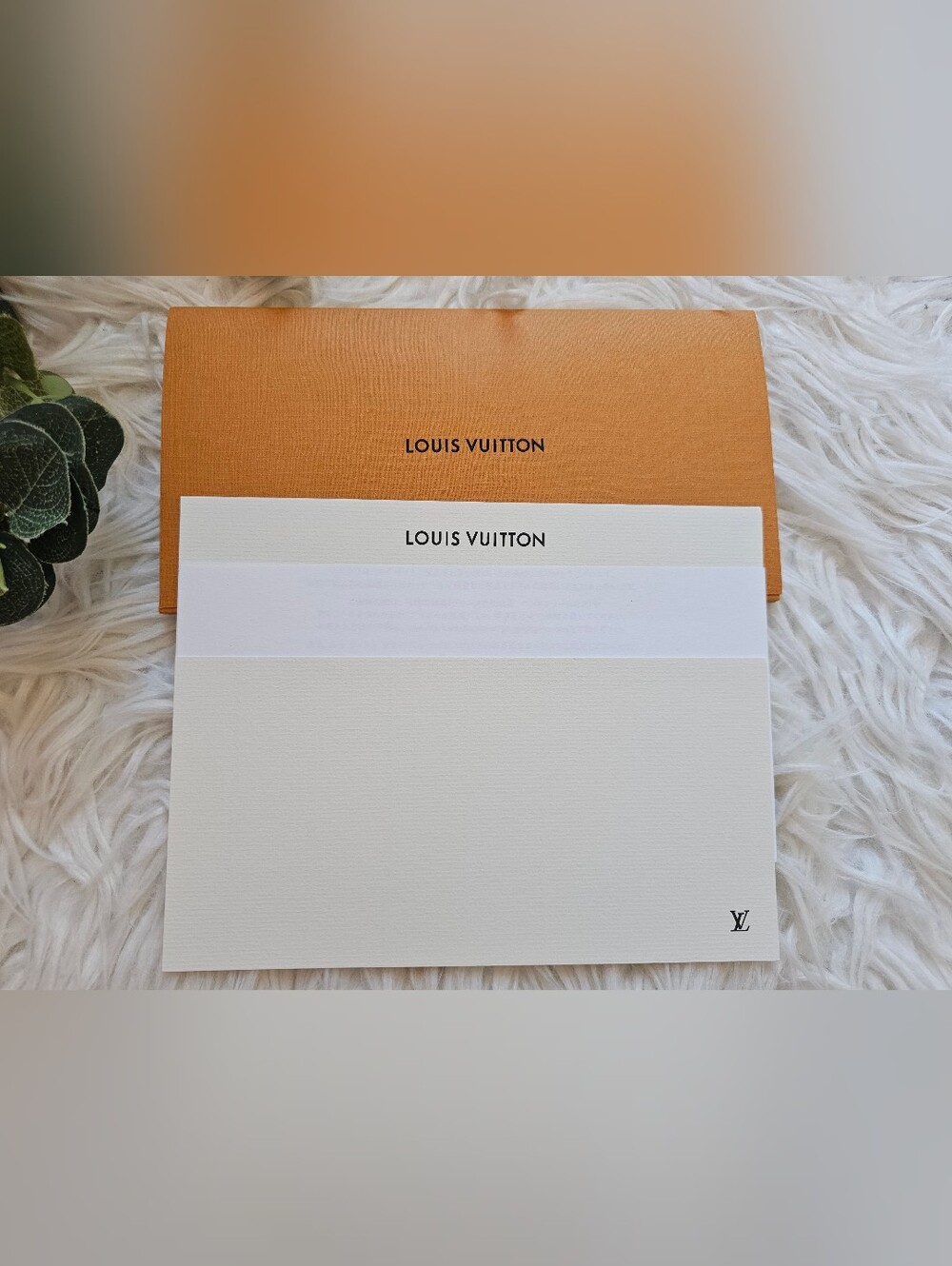 Louis Vuitton Gift Envelope, Card & Ribbon Set - Picture 5 of 11